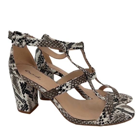 Qupid Women’s White Strappy Snake Print Chunky Heels Size 9.5 - Picture 1 of 5